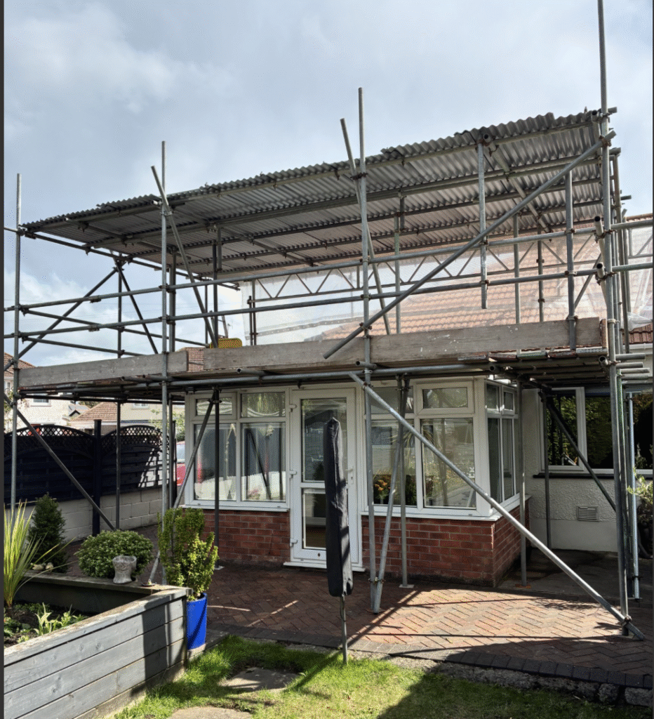 Temporary scaffolding roofs in Cardiff