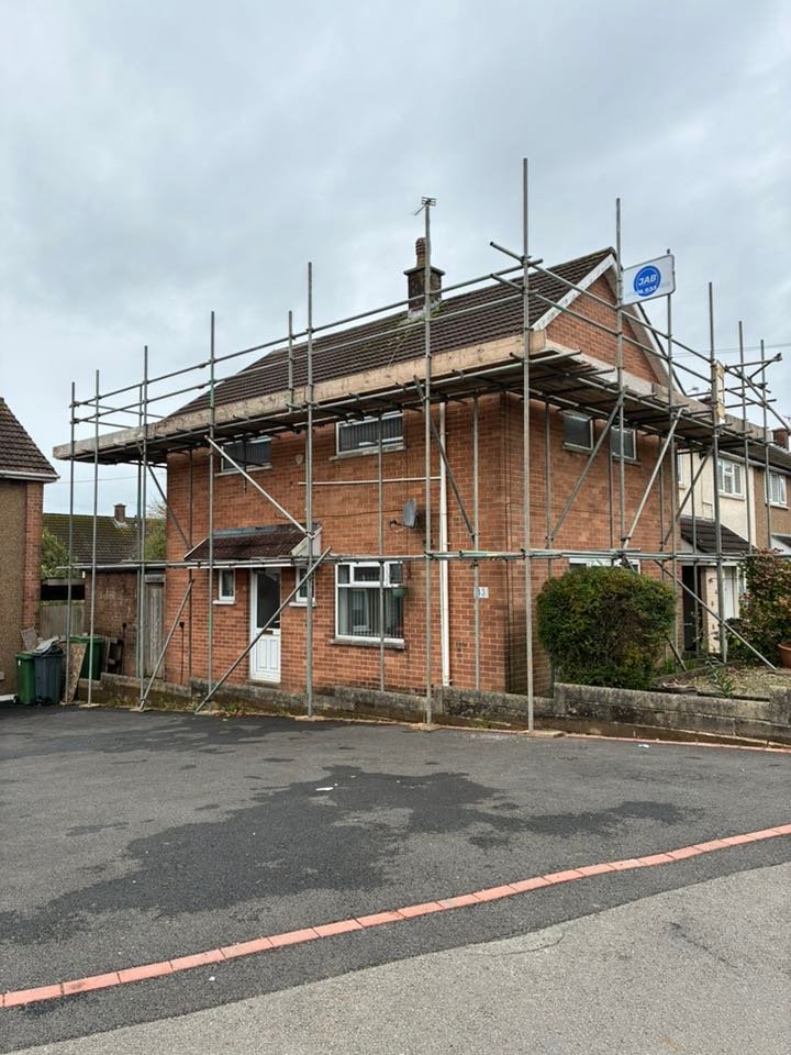 Scaffolding erectors in Llanrumney